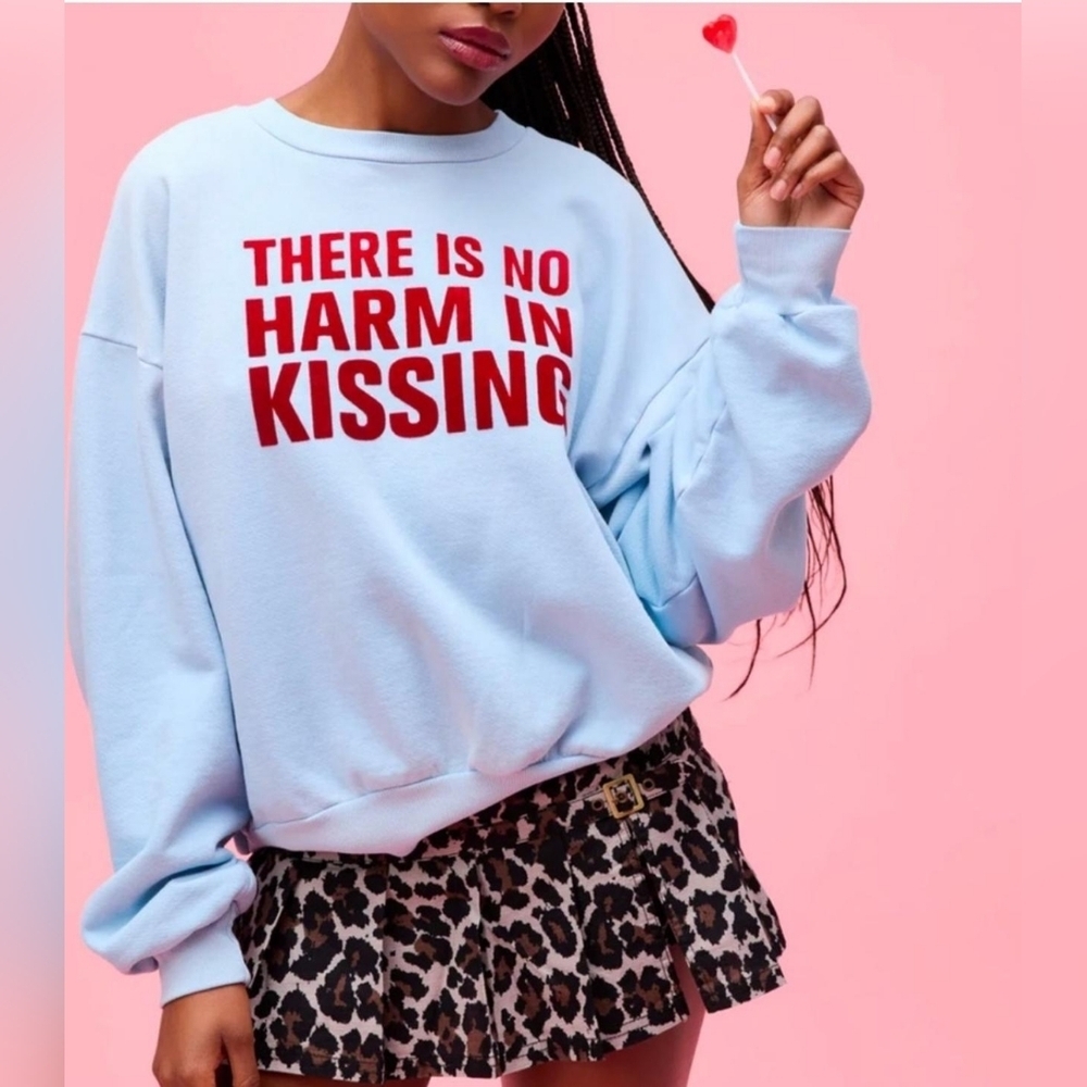 Daydreamer "No Harm In Kissing" Sweatshirt